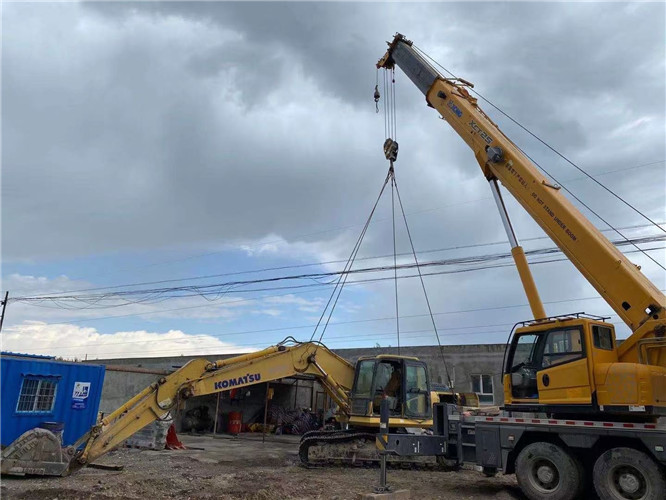 肥东县25吨吊车的工作半径是多少？