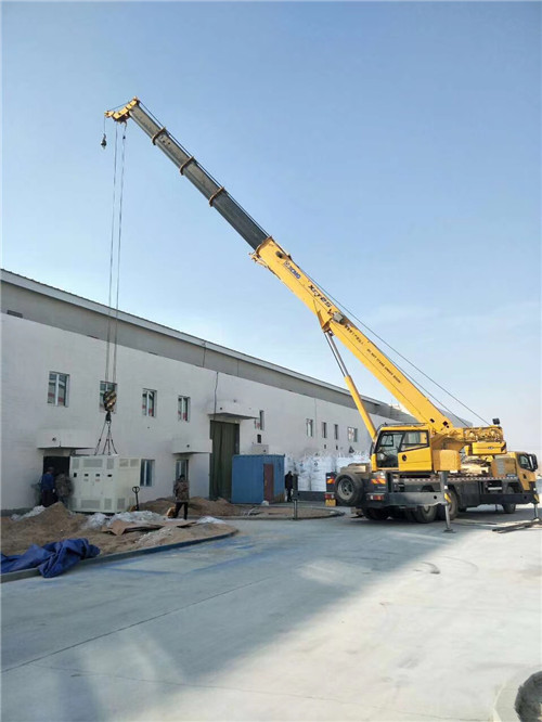 肥东县“超载就喊停”—— 吊车的 “重量保镖” 技术